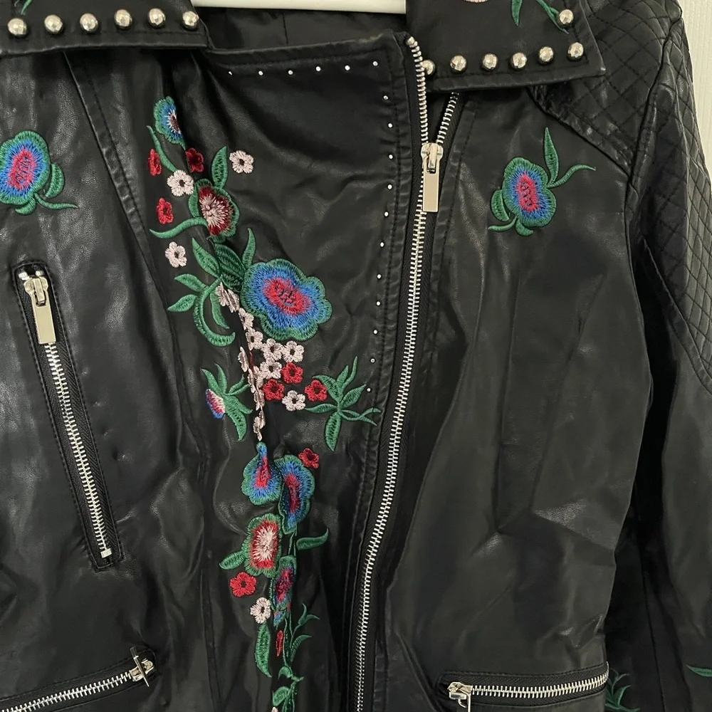 Frank Lyman Embroidered “Leather” Jacket - Picture 3 of 3